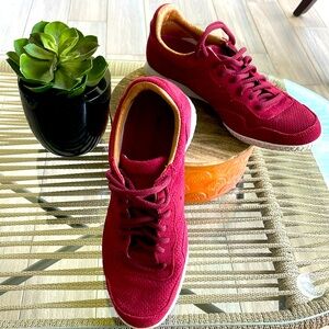 Saucony Bullet burgundy, red, Sneakers Women’s 's Size 9 Retro Suede Shoes